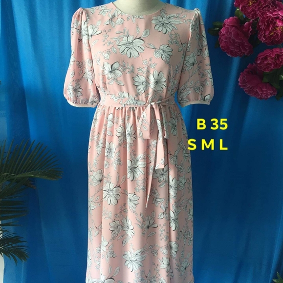 dresses - Picture 1 of 1